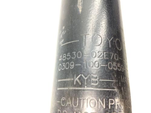 Right rear shock absorber TOYOTA AURIS (_E18_) 1.6 D4-D (WWE185_) | BP17543416M19 