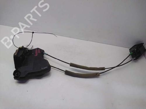 Used Front left lock TOYOTA COROLLA (_E12_) 1.4 D (NDE120_, NDE120R) (90 hp) 8681944