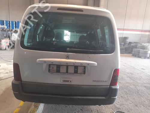 Gearbox PEUGEOT PARTNER MPV (5_, G_) 2.0 HDI | BP19096860M3