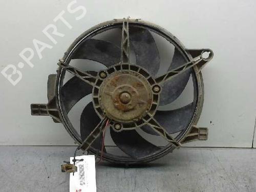 Used Radiator fan MERCEDES-BENZ VITO Van (W638) [1997-2003]  852860