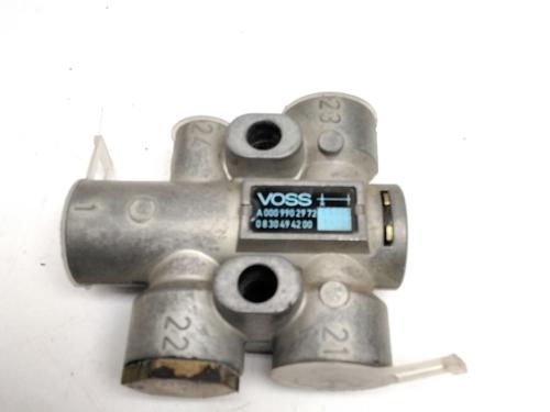 Used Electronic sensor MERCEDES-BENZ VARIO Platform/Chassis (B670, B668, B667) 612 D (668.321, 668.322, 668.323) (122 hp) 25227029