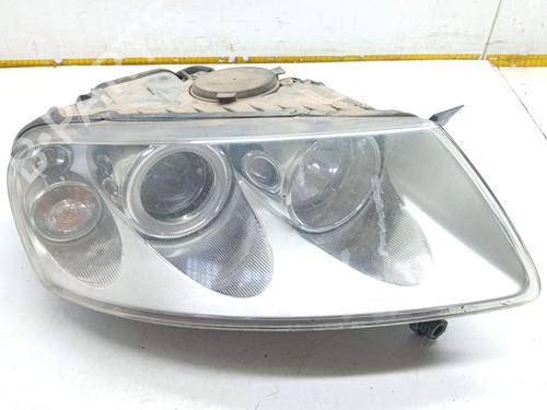 Used Right headlight Right headlight 28052033 28052033