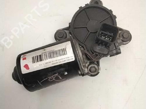 Used Front wiper motor HYUNDAI S COUPE (SLC) 1.5 i (88 hp) 1358854
