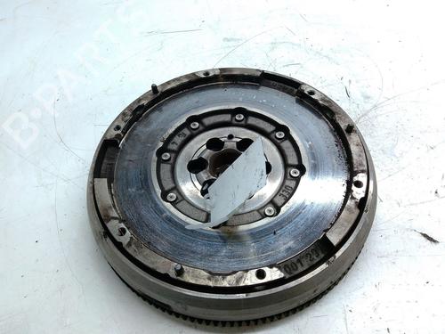 Used Flywheel PEUGEOT 208 I (CA_, CC_) 1.2 THP 110 (110 hp) 29488744