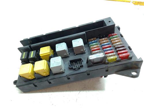 Used Fuse box Fuse box 29998888 29998888