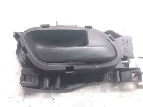 Used Front right interior door handle Front right interior door handle PEUGEOT PARTNER Box Body/MPV 1.6 HDi 16V (90 hp) 10488332 10488332