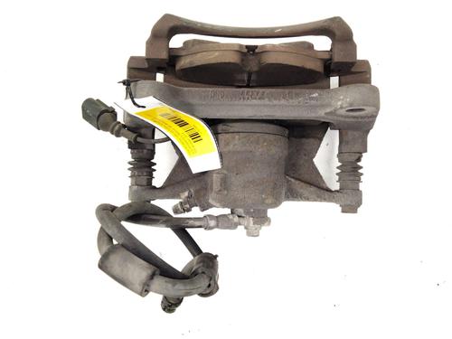 Right front brake caliper VW PASSAT B8 Variant (3G5, CB5) 2.0 TDI 4motion | BP23648576M104 - Image 3