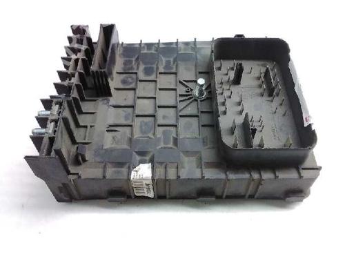 Fuse box VW TOURAN (1T1, 1T2)  | BP10164375E1 