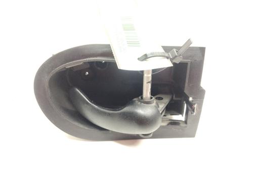 Used Front right interior door handle FORD MONDEO II (BAP) [1996-2000]  16888595