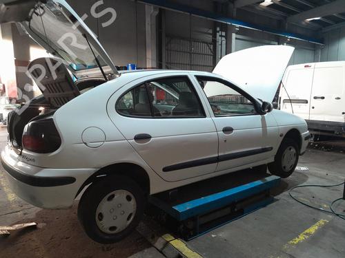 Recambios RENAULT MEGANE I (BA0/1_) 1.6 e (BA0F, BA0S) (90 hp) 4382646