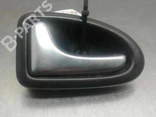 Used Front left interior door handle Front left interior door handle RENAULT MEGANE I Classic (LA0/1_) 2.0 i (LA07, LA0G) (114 hp) 6886533 6886533
