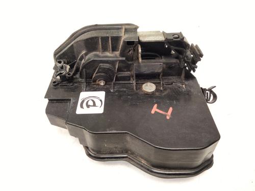 Front left lock BMW X5 (E70) xDrive 30 d | BP36263316C98 - Image 4