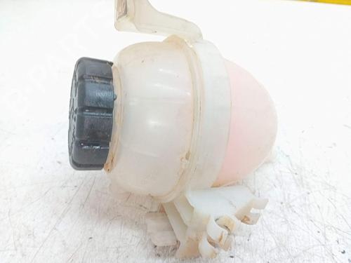 Ekpansionstank Ekpansionstank MERCEDES-BENZ C-CLASS (W205) C 220 BlueTEC / d (205.002, 205.004) (170 hp) 23430792 23430792