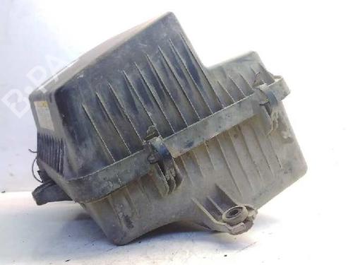 Used Air filter box KIA SORENTO I (JC) 2.5 CRDi (170 hp) 13369416