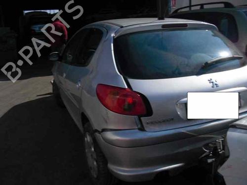 Injection rail PEUGEOT 206 Hatchback (2A/C) 1.6 HDi 110 | BP1619580M98 