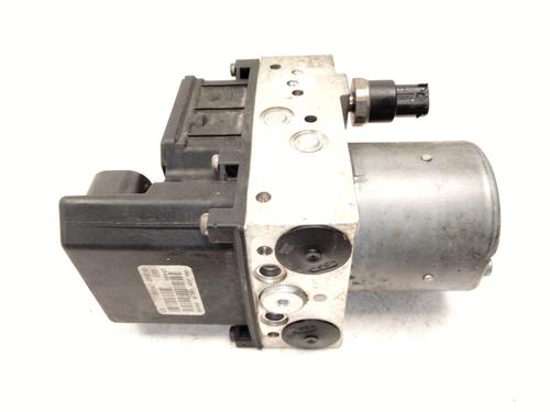 Used ABS pump TOYOTA COROLLA Verso (ZER_, ZZE12_, R1_) 1.8 (ZNR11_, ZNR11R) (129 hp) 32043623