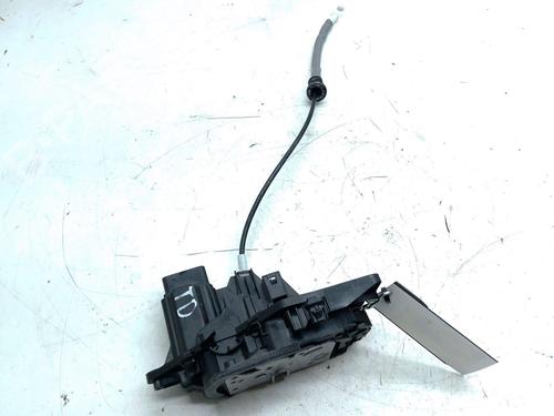 rear-right-lock-volvo-xc40-536-2017-29746115 main image