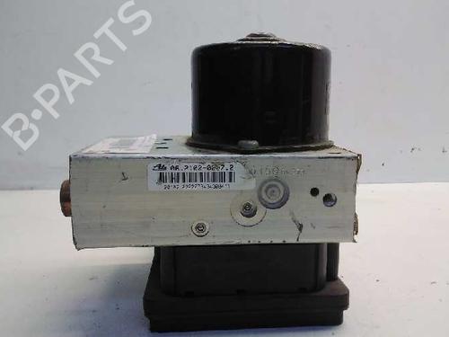 Used Control unit NISSAN PATHFINDER II (R50) 3.3 V6 4WD (170 hp) 25224860