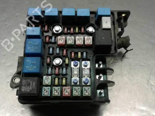 Used Fuse box Fuse box 17055013 17055013