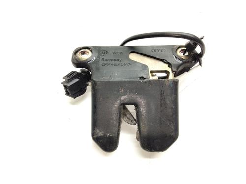 Used Tailgate lock AUDI A8 D2 (4D2, 4D8) [1994-2005]  18113549