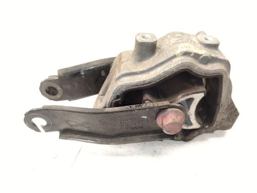 Used Engine mount Engine mount LAND ROVER RANGE ROVER EVOQUE (L538) 2.0 D (150 hp) 33000641 33000641