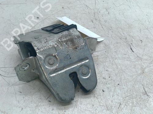Used Tailgate lock MERCEDES-BENZ VANEO (414) 1.6 (414.700) (102 hp) 31969018
