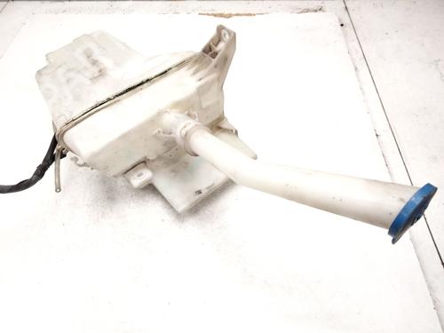 Used Windscreen washer tank TOYOTA COROLLA Verso (ZER_, ZZE12_, R1_) 1.8 (ZNR11_, ZNR11R) (129 hp) 32043621