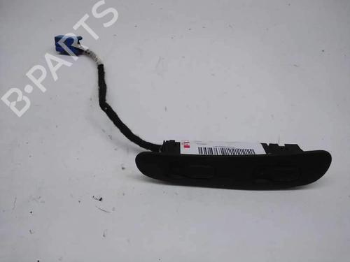 Used Left rear window switch Left rear window switch 10662361 10662361