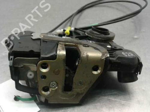 Used Front right lock TOYOTA AVENSIS (_T25_) 2.0 D-4D (CDT250_, CDT250R) (116 hp) 4246352