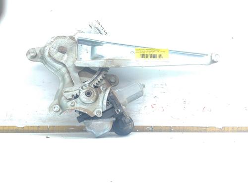 Rudehejsemekanisme venstre bagtil TOYOTA LAND CRUISER PRADO (_J15_) 3.0 D-4D (KDJ155_, KDJ150_, KDJ150R, KDJ155R) (190 hp) 32747752