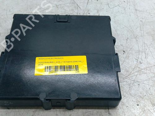 Used Electronic module TOYOTA AURIS (_E15_) 1.8 Hybrid (ZWE150_, ZWE150R) (136 hp) 31211217