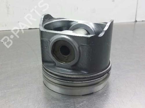 Altro NISSAN X-TRAIL I (T30) 2.2 DCi (114 hp) 14312597