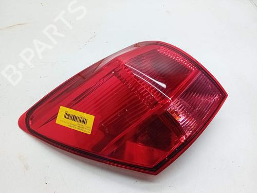 Used Left taillight Left taillight 27696144 27696144