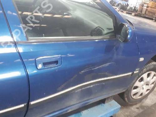 Left headlight PEUGEOT 406 (8B) 2.0 HDI 110 | BP23551383C28 