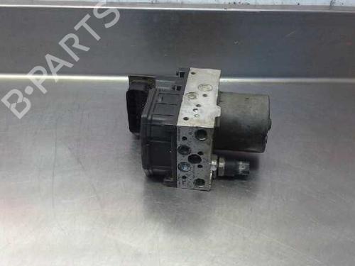 Used Control unit TOYOTA AVENSIS (_T25_) [2003-2008]  210765