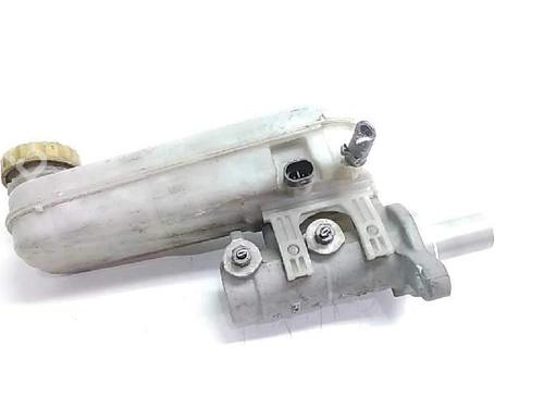 Used Brake master cylinder Brake master cylinder 17057424 17057424