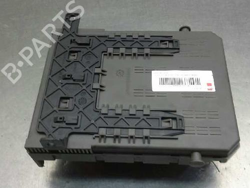 Fuse box CITROËN C5 I (DC_) 2.2 HDi (DC4HXB, DC4HXE) | BP2006991E1 