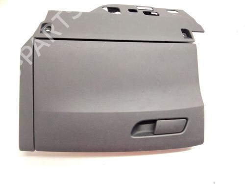 Used Glove box Glove box 17060158 17060158