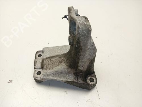 Used Engine mount BMW X1 (E84) sDrive 20 d (163 hp) 17242195