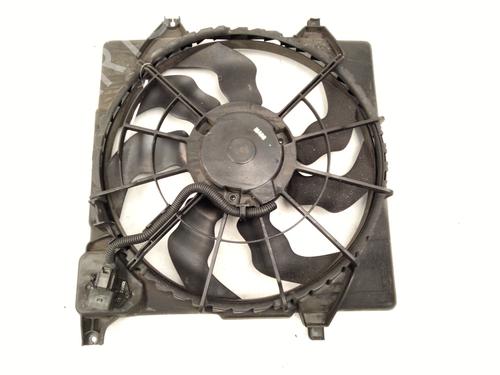 Used Radiator fan HYUNDAI TUCSON (TL, TLE) 2.0 CRDi (136 hp) 22738025