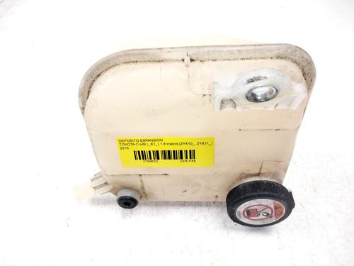 ekpansionstank-toyota-c-hr-_x1_-2016-33939149 main image