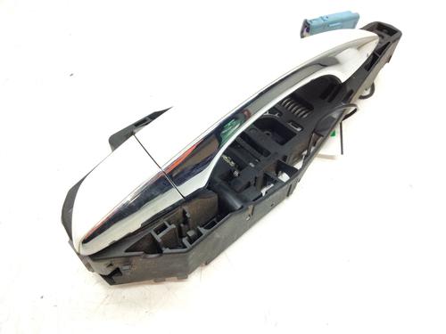 Used Rear left exterior door handle DS DS 7 Crossback (J4_, JR_, JC_) 2.0 BlueHDi 180 (JJEHZR) (177 hp) 20718327