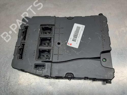 Used Fuse box RENAULT SCÉNIC II (JM0/1_) [2003-2010]  11638419