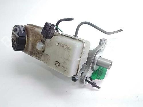 Used Brake master cylinder RENAULT CLIO IV (BH_) 1.5 dCi 75 (75 hp) 12068947