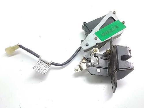 Used Tailgate lock HYUNDAI SANTAMO [1998-2002]  16132059