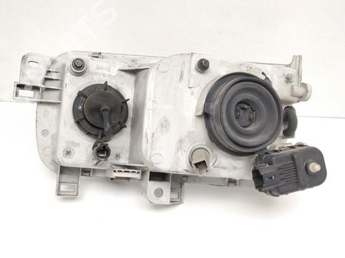 Right headlight NISSAN SERENA (C23) 2.0 | BP29526984C29 