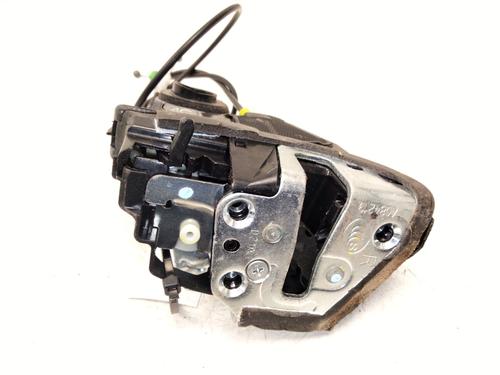 Højre bagtil lås TOYOTA AURIS (_E18_) [2012-2019]  31572134