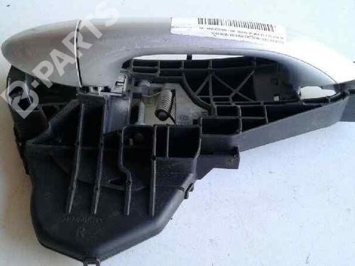 Used Front right exterior door handle Front right exterior door handle MERCEDES-BENZ M-CLASS (W164) ML 300 CDI 4-matic (164.120) (190 hp) 7243927 7243927