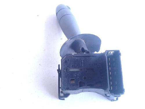 Used Steering column stalk RENAULT TRAFIC II Van (FL) [2001-2026]  10366942