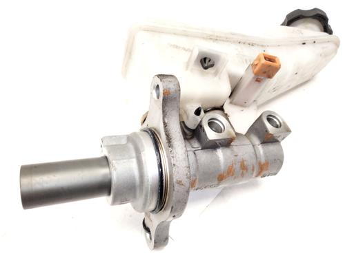 Used Brake master cylinder HYUNDAI i30 (PDE, PD, PDEN) 1.6 CRDi (95 hp) 28839741